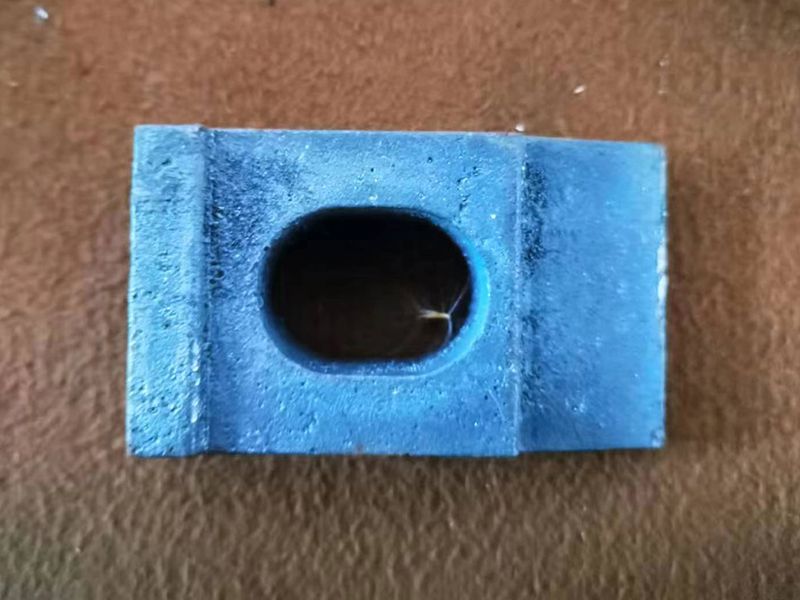 壓板